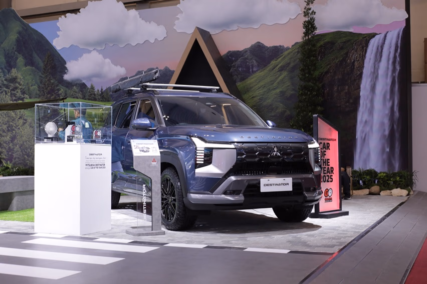Mitsubishi Adventure Concept