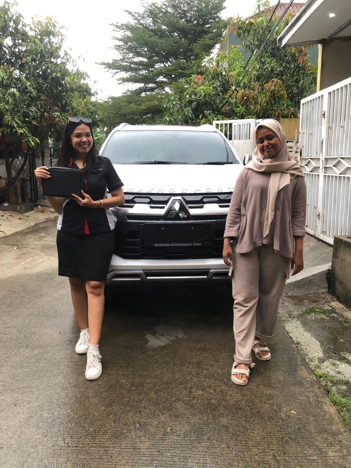 XX XXX - Sales Executive Mitsubishi Jakarta Dipo Gatsu